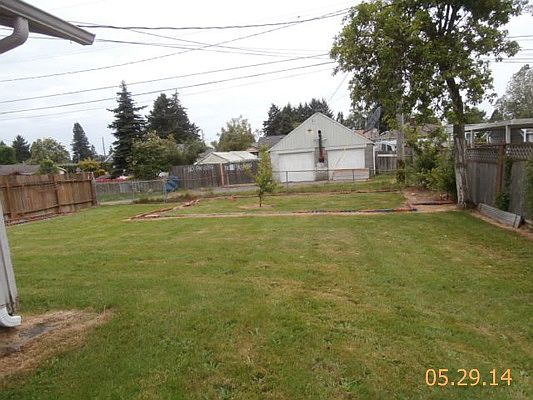 3rd image of 7442 Fawcett Ave