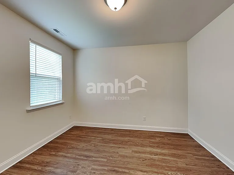 8034 Leonine Ct — Photo 16