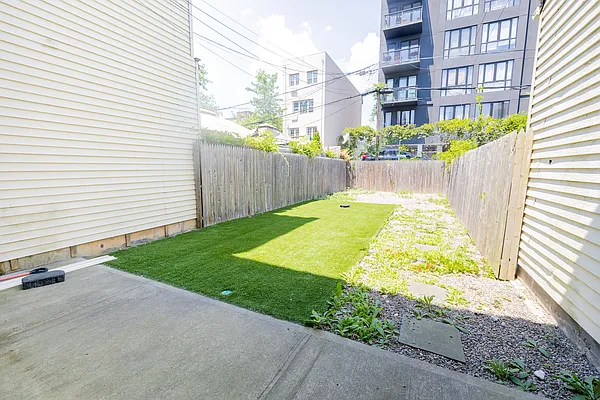 Rented by Sorensens Parkview Terrace Real Estate Inc | media 21