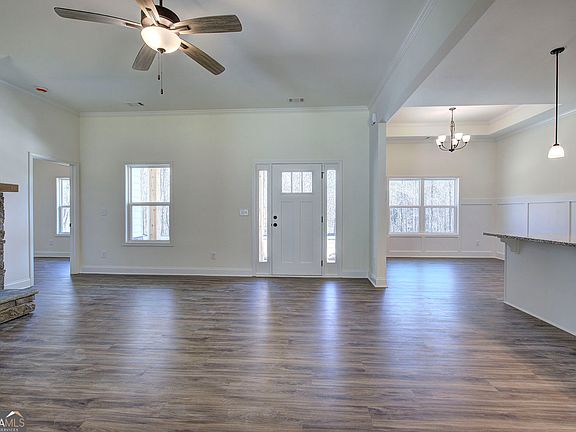 4th image of 663 Clyde Cole Rd