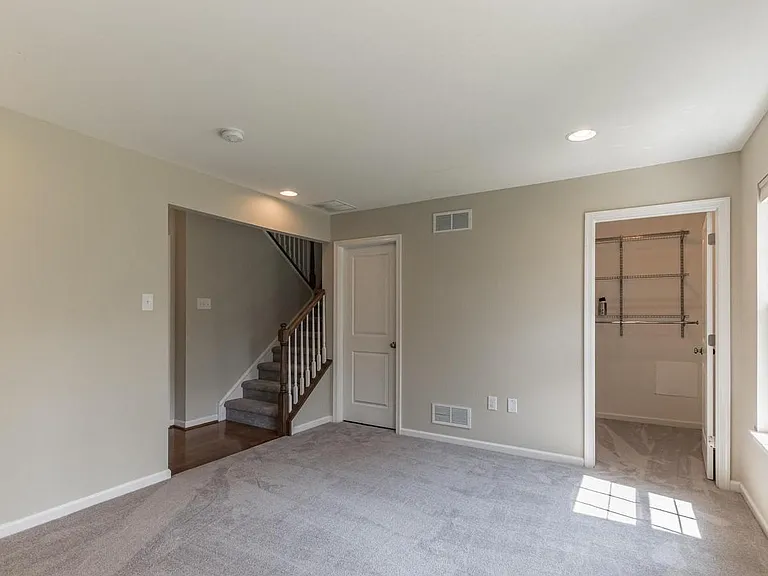 436 Williamson Ct — Photo 5