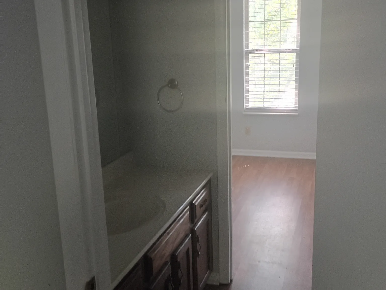 3 bed, 1720 sqft, $2,600 — Photo 1