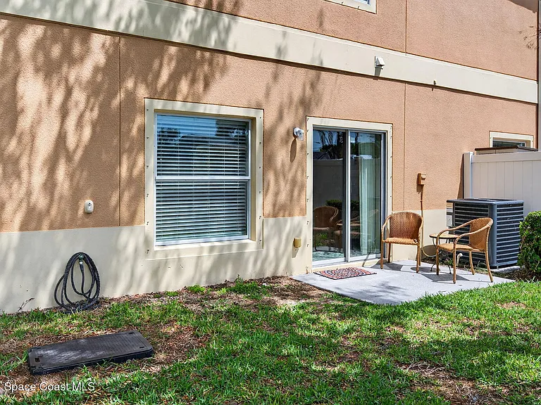 2515 Revolution St #103 — Photo 35