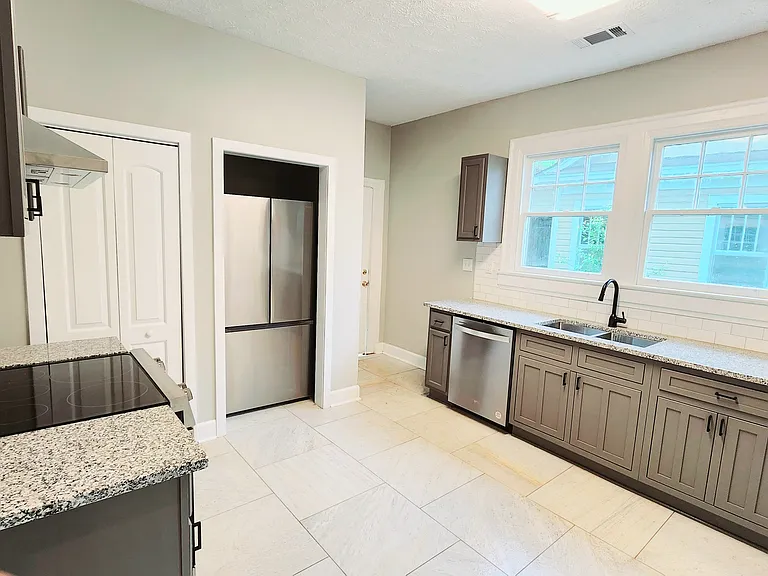 3136 Dupont St #3132 — Photo 8