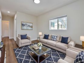 230 N Burlington Ave, Los Angeles, CA