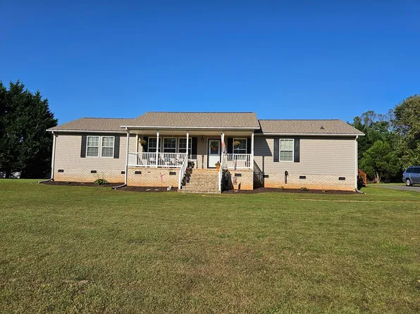135 Hunters Chase, Danville, VA 24540
