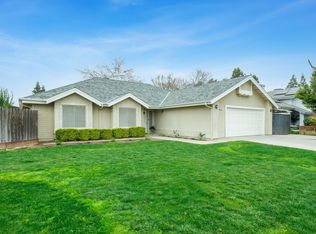 537 W Birch Ave, Clovis, CA 93611