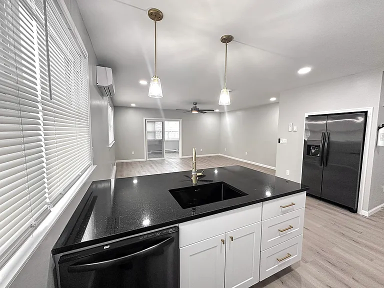 287 Pierce St #1 — Photo 8