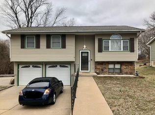 1405 W Aylor St, Webb City, MO 64870