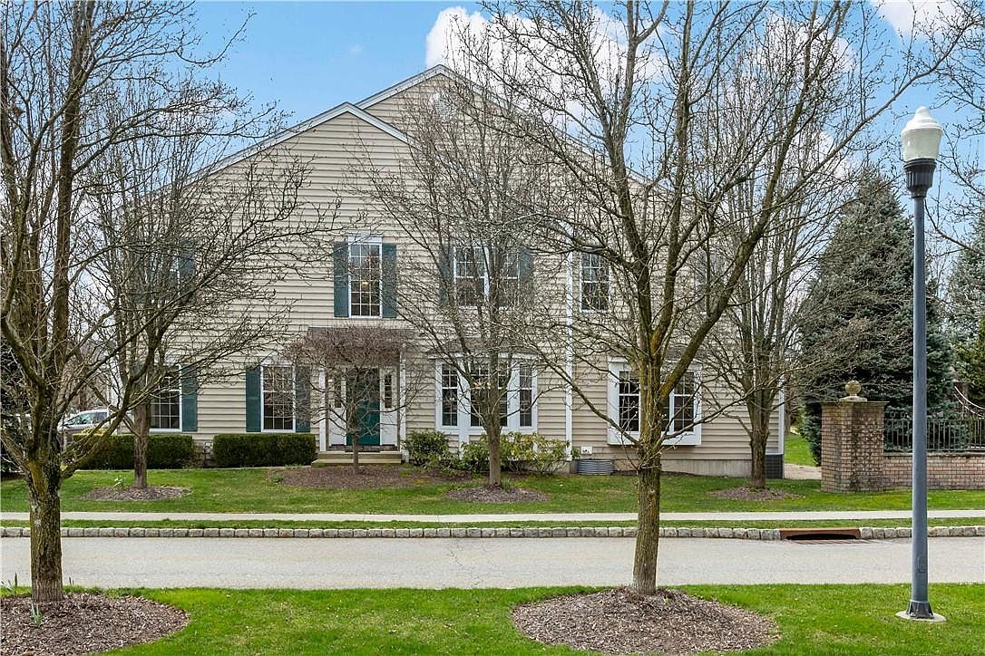 702 Huntington Drive, Fishkill, NY 12524 | Zillow