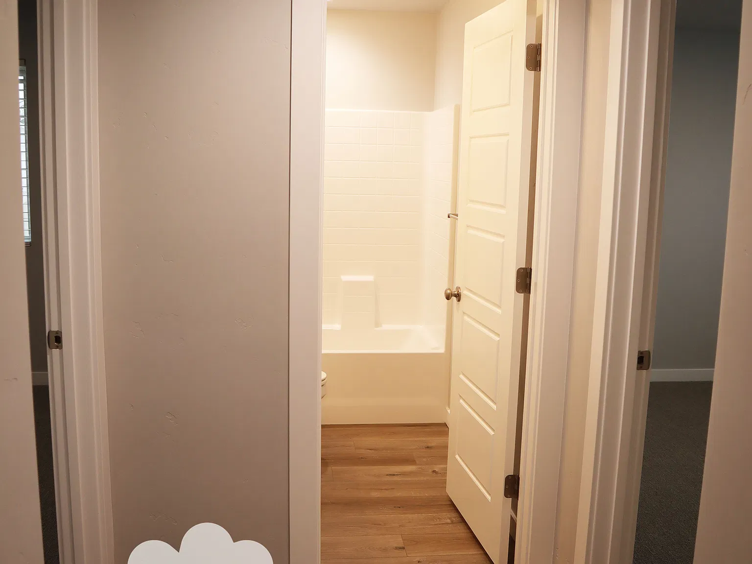 3 bed, 1694 sqft, $2,200 — Photo 4