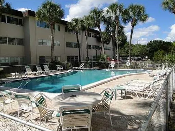 6370 1st St N APT 206, Saint Petersburg, FL 33702