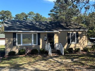 812 W 5th St, Roanoke Rapids, NC 27870