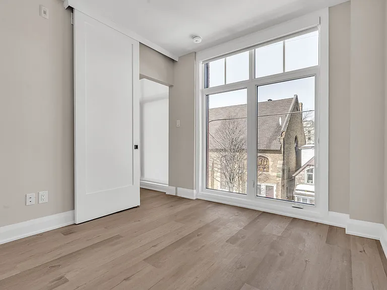 58 Florence St — Photo 56