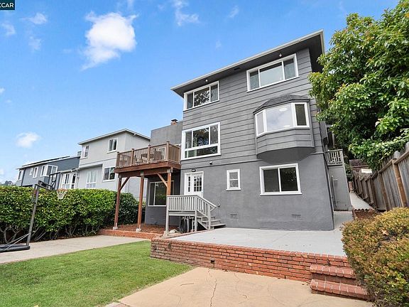 5th image of 2853 Alida St