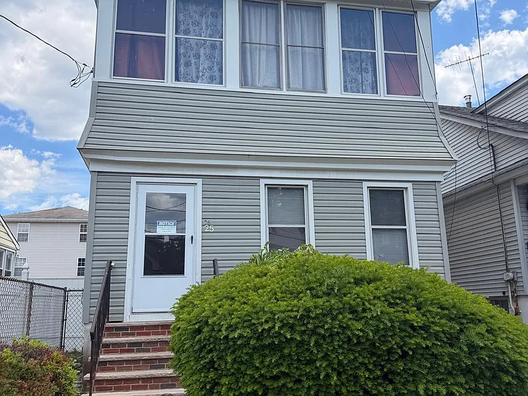 25 W 15th St #A — Photo 3