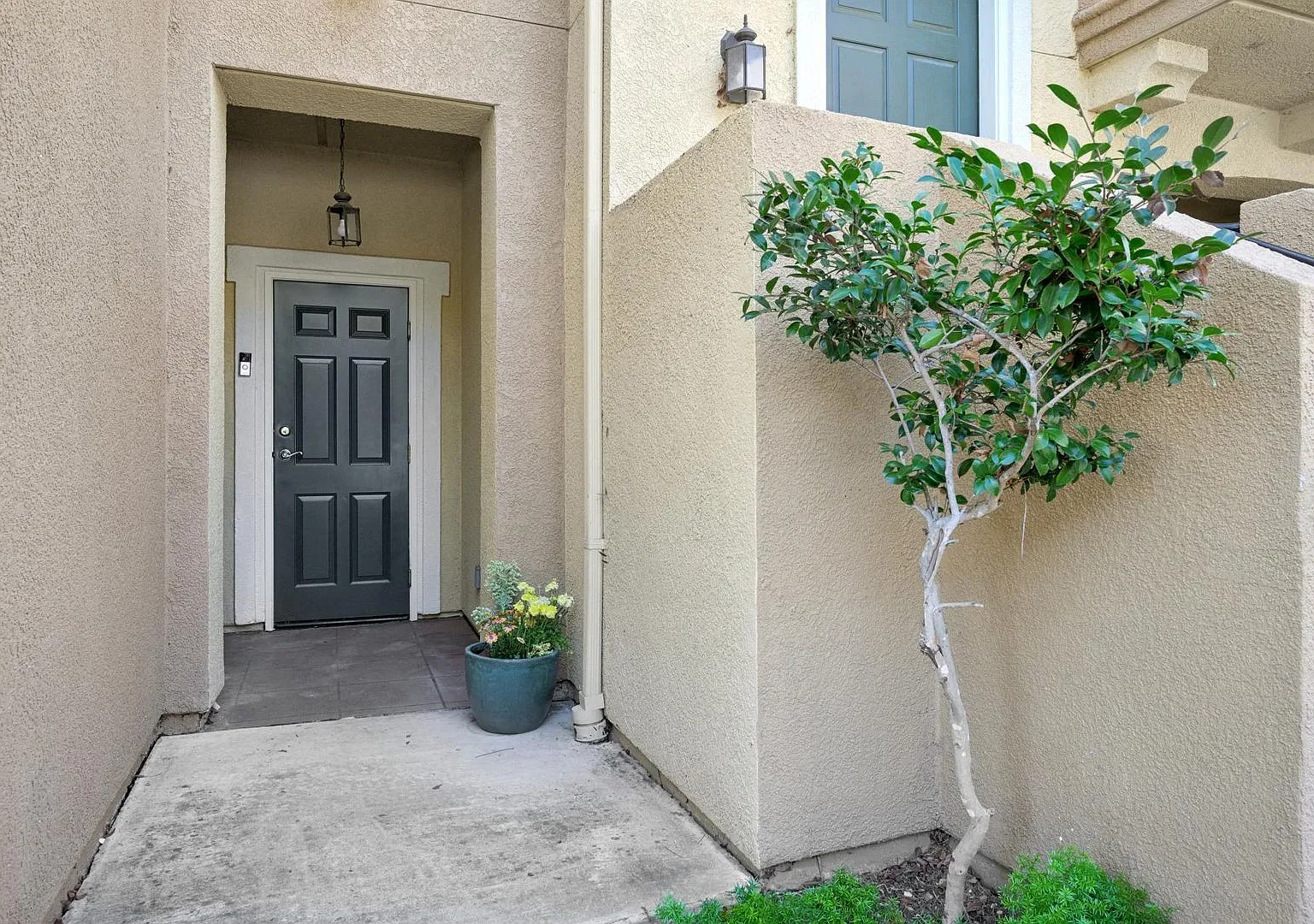 Beautiful 3BD/3BA Spacious Home in Dublin — Photo 2