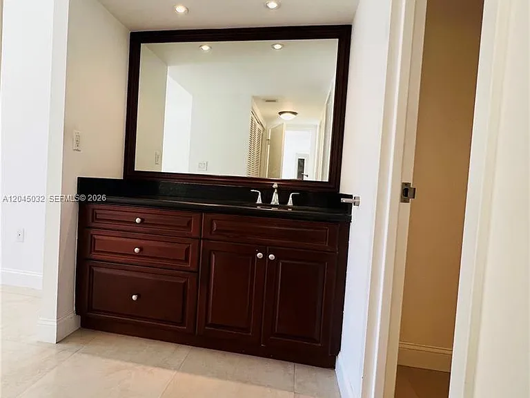 2333 Brickell Ave #210 — Photo 7
