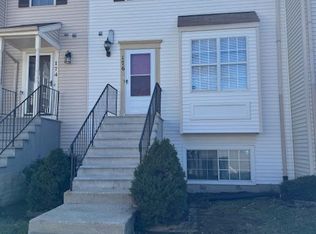 176 Azalea Ct UNIT 23-3, Upper Marlboro, MD 20774