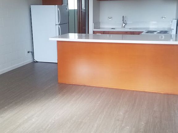 5th image of 1419 Ernest St #305