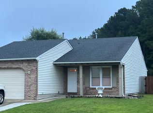 4141 Spruce Knob Rd, Virginia Beach, VA 23456