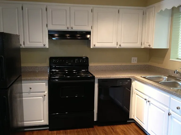 6155 Longchamp Dr #6155 — Photo 6