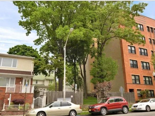 7417-7421 Blvd East image 2 of 21