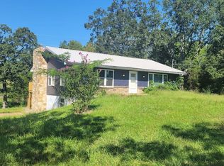 2819 Flucom Rd E, De Soto, MO 63020