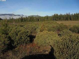 520 Dorthea Dr, Camas Valley, OR 97416