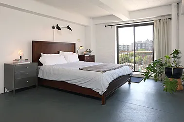 Sold by Avenue Sotheby's International Realty