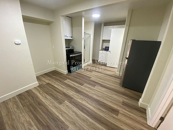 5th image of 711 South St #44