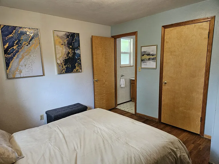 1560 NE 106th St #1 — Photo 28