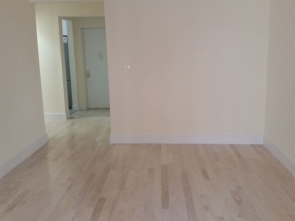 2nd image of 125 Brighton 11th St #44HH