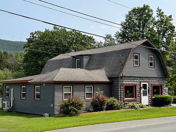 2nd image of 928 Main Rd