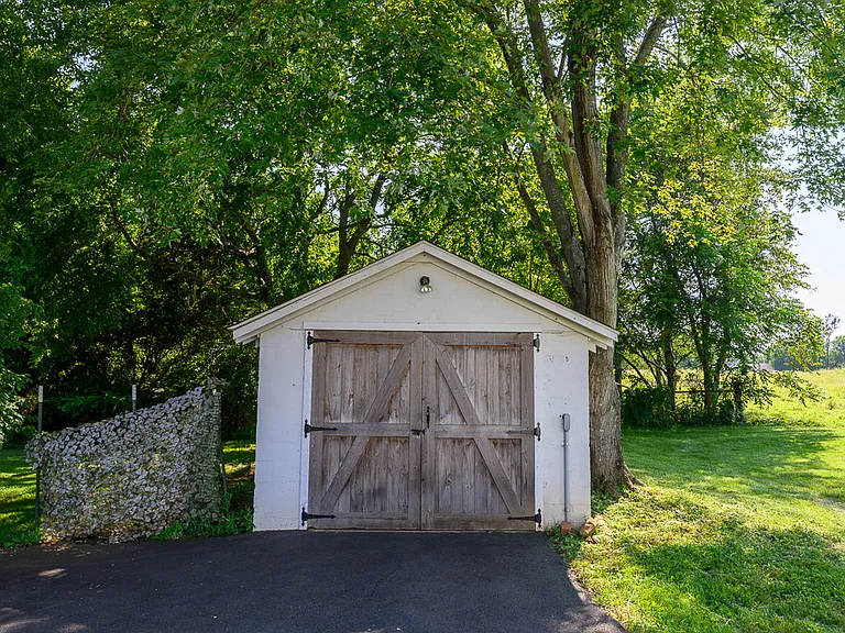 4555 Old Tavern Rd — Photo 29