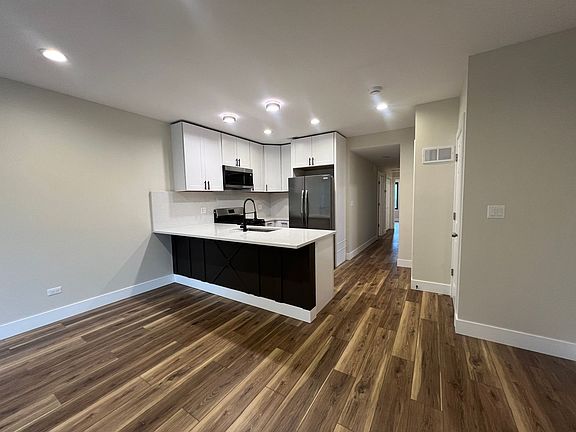 5th image of 4434 W Monroe St #2