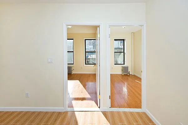 Rented by NOVO | media 12