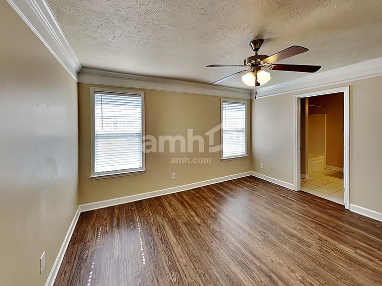5031 Jillson Ct — Photo 10