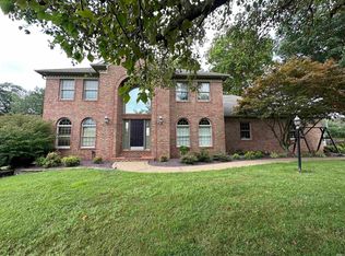 1336 Hunters Ridge Ct, Evansville, IN 47725