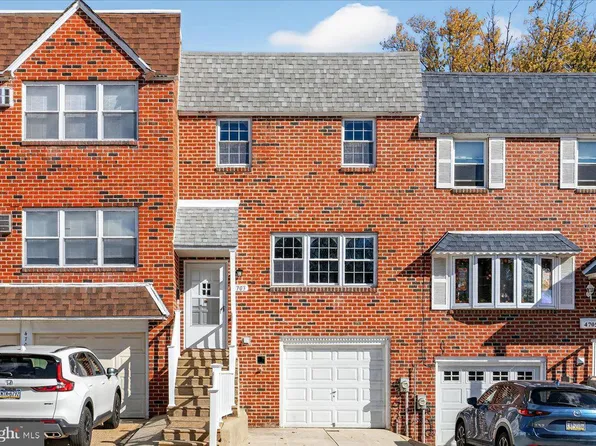 4703 Saint Denis Dr, Philadelphia, PA 19114