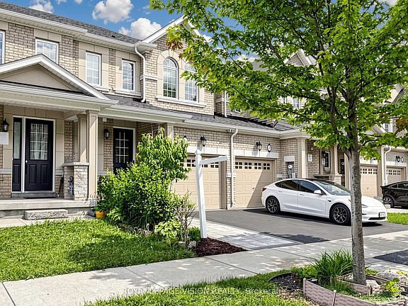2nd image of 24 Pennycross Cres