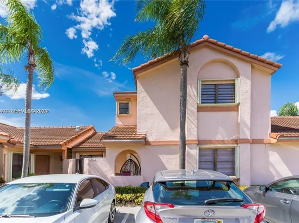 6533 NW 170th Ln, Hialeah, FL 33015