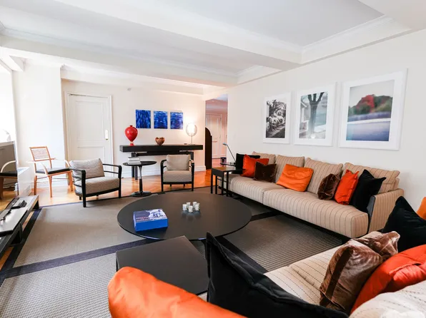 502 Park Avenue 10D image 3 of 12