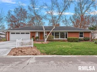 13 Sunnyside Dr, Springfield, IL 62702