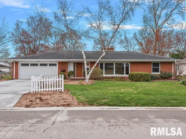 13 Sunnyside Dr, Springfield, IL 62702