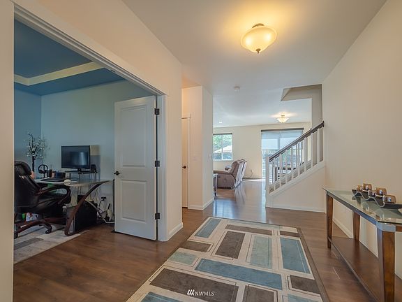 Entry with office to the left
