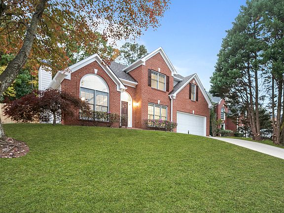 3rd image of 3724 Ramsey Dr