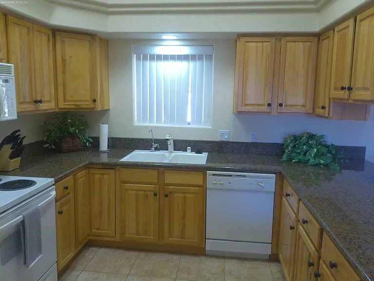 2781 Inca Dr — Photo 12