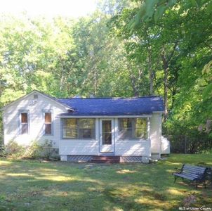 130 Hawleys Corners Rd, Lloyd, NY, 12528