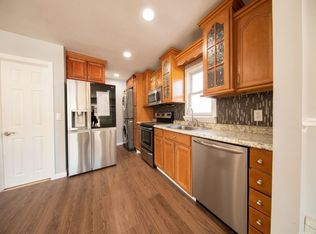 283 Pine Acre Blvd, Dix Hills, NY 11746